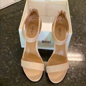 Women's Nude Heeled Sandals